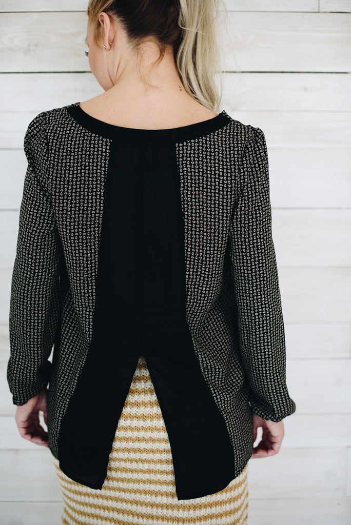 Teardrop Flyaway Blouse