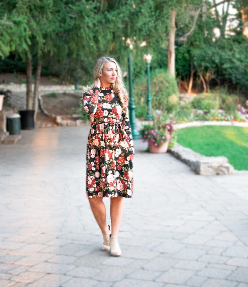 The Swooner Midi - Black